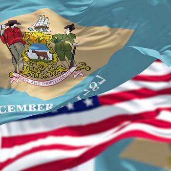 Delaware og Starts and Stripes flag