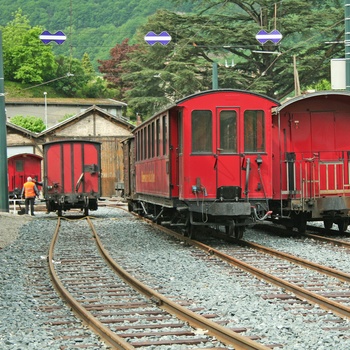 Chemin de Fer de La Mure tog og jernbane i bjergbyen La Mure, det sydøstlige Frankrig