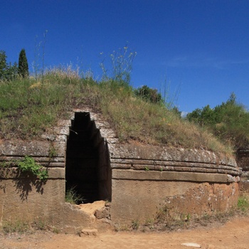 Flot gravkammer i Nekropolis i byen Tarquinia i Umbrien