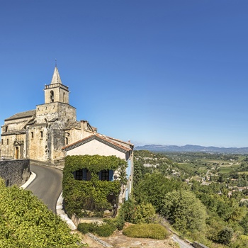 Middelalderbyen Venasque i Provence
