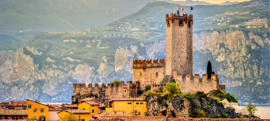 Borgen Castello Scaligero di Malsecine ved Gardasøen i Norditalien