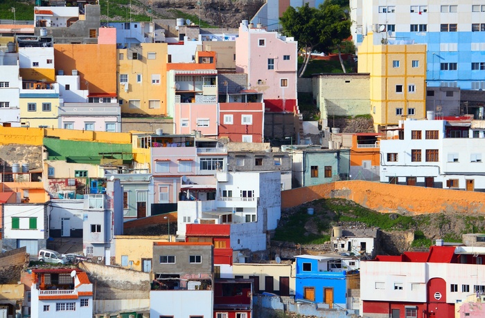 Farverige huse i Las Palmas på Gran Canaria, Spanien
