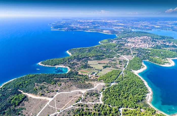 Luftfoto af Kamenjak naturpark, Istrien i Kroatien