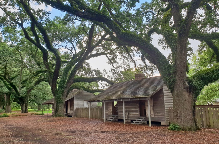 Barakker til slaverne på Oak Alley Plantation, Louisiana i USA