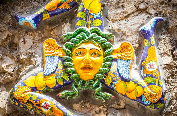 Den trebenede dame - symbolet for Sicilien 