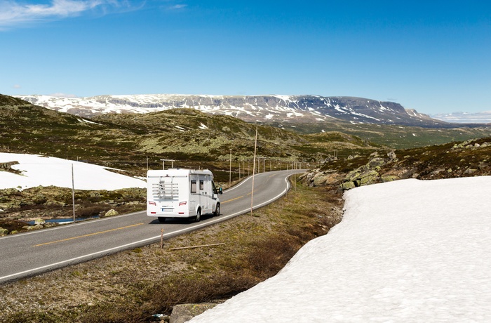 Hardangervidda i Norge - en smuk vejstrækning der egner sig til kør-selv-ferie i bil eller autocamper