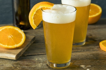 Øl med appelsinskive