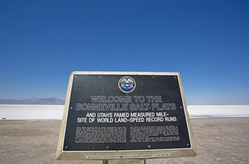 Bonneville Salt Flats i Utah er blevet verdenskendt for landhastighedsrekordforsøg