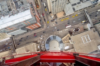 Udsigten ned fra Calgary Tower, Canada