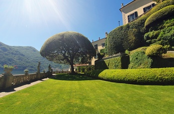 Haven omkring Villa del Balbianello ved Comosøen i Norditalien