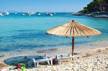 Strand på øen Dugi Otok i den kroatiske skærgård, Dalmatien i Kroatien