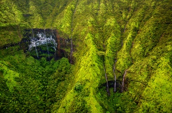 Mount Waialeale på øen Kauai, Hawaii er det vådeste sted i verden med en årlig nedbør på mere end 12.000 mm