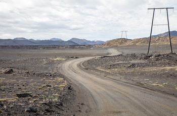 Landmannalaugar, vej gennem gold slette, Island
