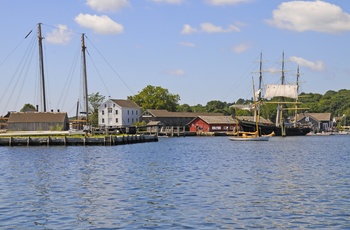 Mystic Seaport - museum med gamle træskibe i Connecticut