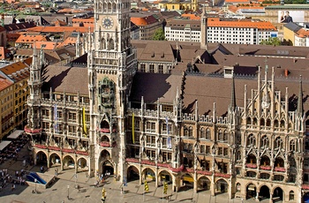 Rådhuset på Marienplatz i München © Munich Tourism, Vittorio Sciosia