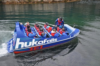 Så startern turen på Waikato floden til vandfaldet Huka Falls, Nordøen i New Zealand