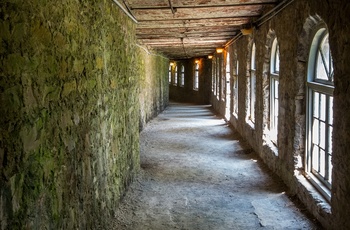Passage under Boldt Castle