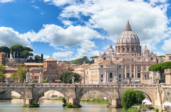 Floden Tibern og Peterskirken i baggrunden, Rom