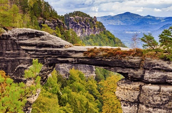 Pravcicka Archway i Nationalpark Bohemian Schweiz - Tjekkiet