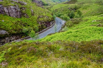 På vej gennem det skotske højland på motorcykel - Skotland