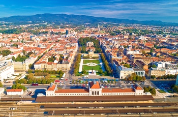 Luftfoto af Zagreb og de grønne parker, Kroatien