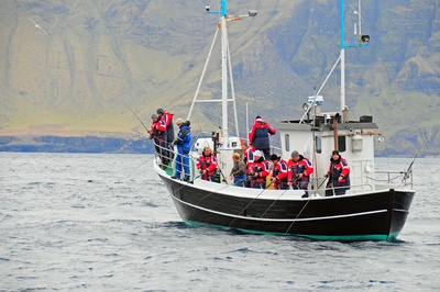 På fisketur på båd - Færøerne