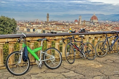 Cykler på Michelangelo pladsen i Firenze