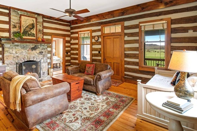 Fort Lewis Lodge, John-Lewis-Cabin
