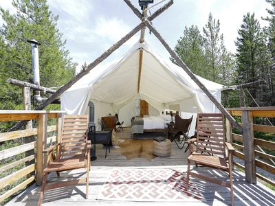 Glacier Under Canvas - Glamping i Montana, USA