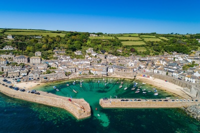 Kystbyen Mousehole i Cornwall