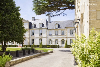 Château de Sully, Les Collectionneurs