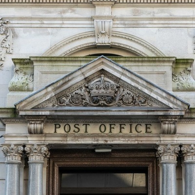 Wales, Cardiff, the Parkgate Hotel - hotellet er indrettet i det tidligere Post office i byen