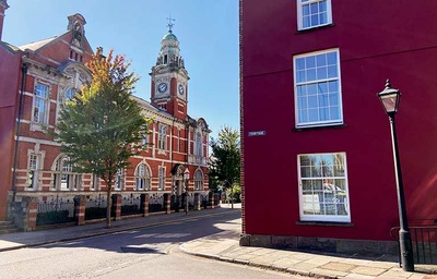 Wales, Swansea - Morgans Hotel set udefra