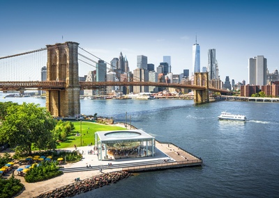 Brooklyn bridge i New York i USA