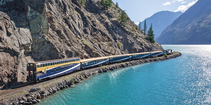 Rocky Mountaineer - Toget langs Seton Lake, Canada