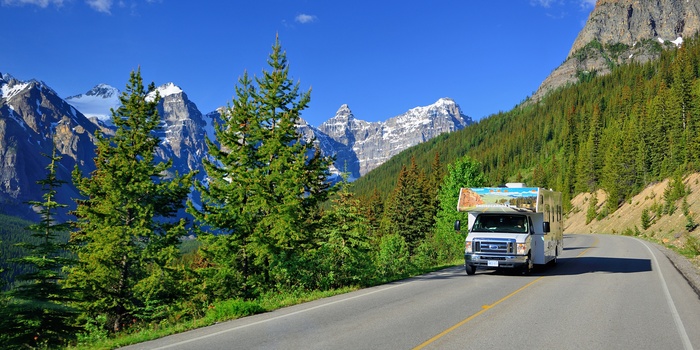 Cruise Canada Motorhome