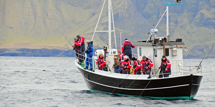 På fisketur på båd - Færøerne