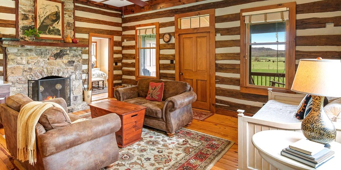Fort Lewis Lodge, John-Lewis-Cabin