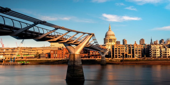 Millennium Bridge i London