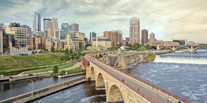 Stone Arch Bridge - tidligere jernbanebro over Mississippi-floden i Minneapolis - Credit: Mike Krivit Photography, Courtesy of Meet Minneapolis