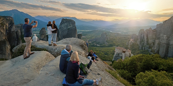 Solnedgang over klostrene i Meteora - Grækenland