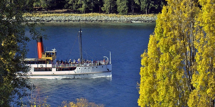 Dampskibet TSS Earnslaw på Wakatipusøen ved Queenstown, Sydøen