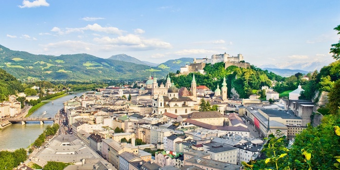 Udsigt til Salzburg gamle bymidte