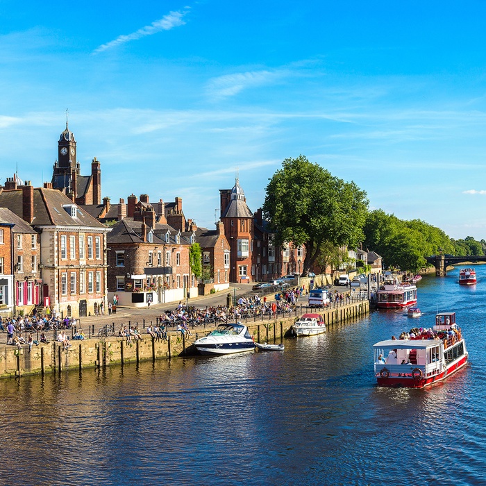 Bådtur på floden Ouse i York i North Yorkshire - England