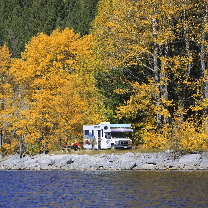 Cruise Canada Motorhome