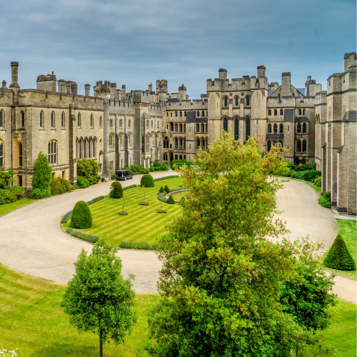 Den indre gårdhave på Arundel Castle i West Sussex, England