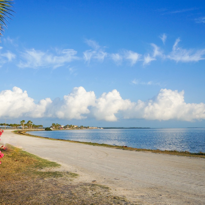 Strand i Honeymoon State Park, Florida i USA