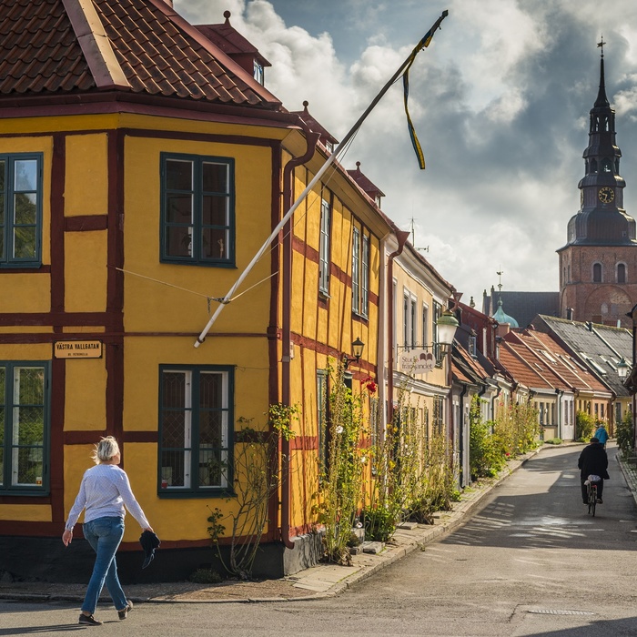 Street-in-Ystad-©-Frits-Meyst_WideOyster.com_.jpg
