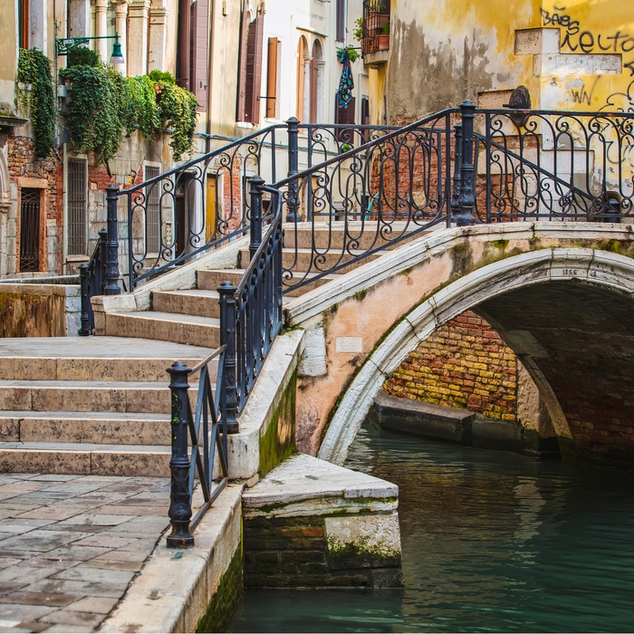 Bro i Venedig