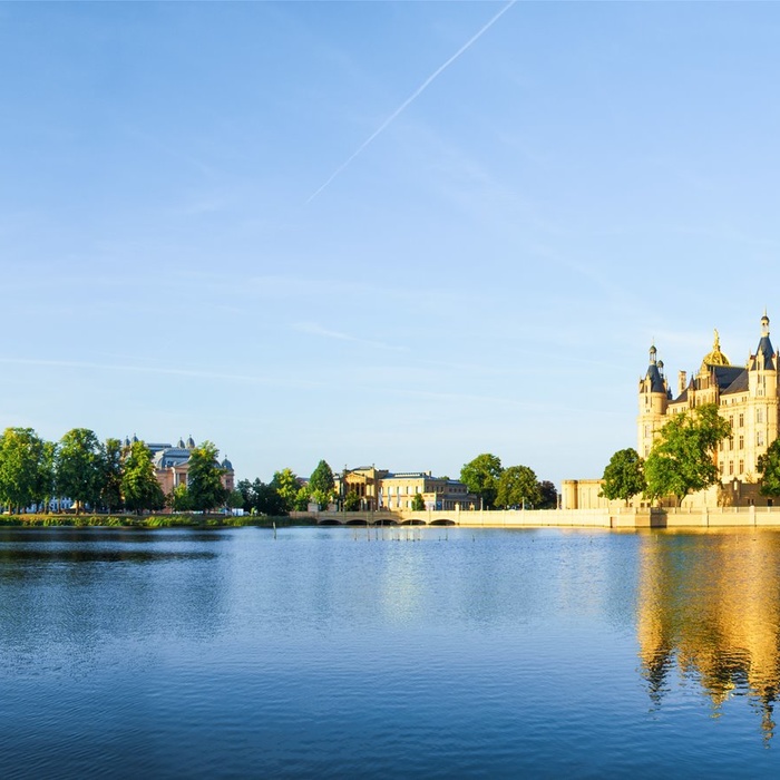 16_HI_Mecklenburg_Schwerin_Schloss_3.jpg